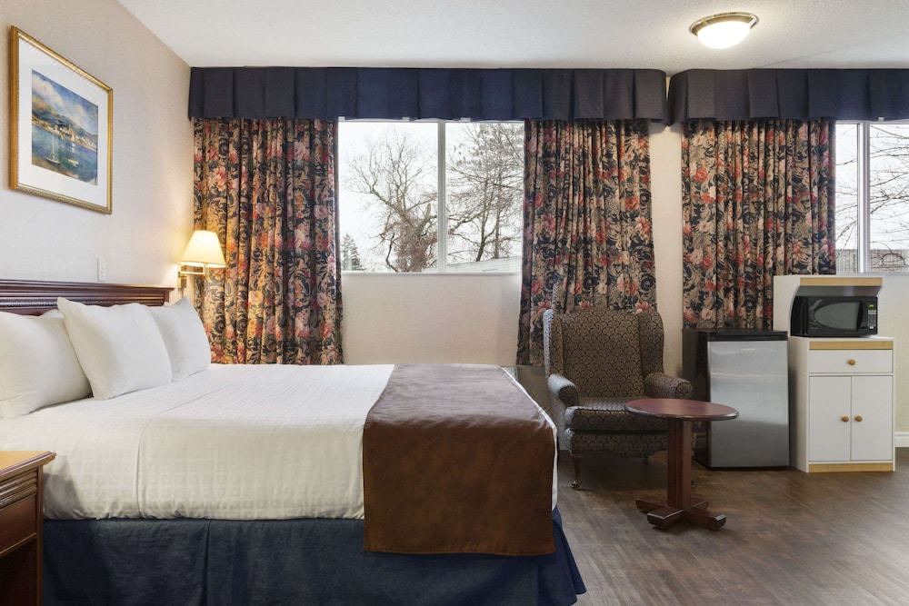 Photo of Bedroom in Brockville
