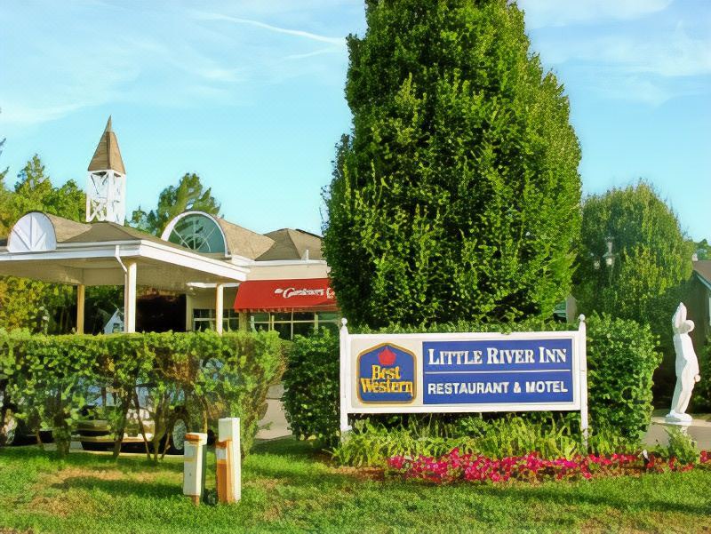 Photo of Buildings in Simcoe