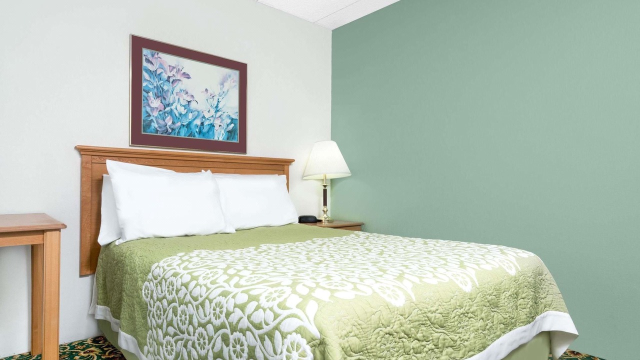 Photo of Bedroom in St. Cloud
