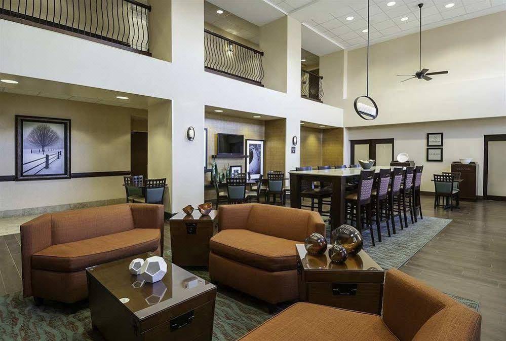Photo of Livingroom in Rogers