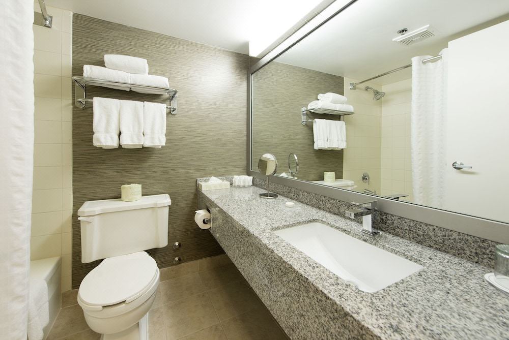 Photo of Bathroom in Wynford-Concorde