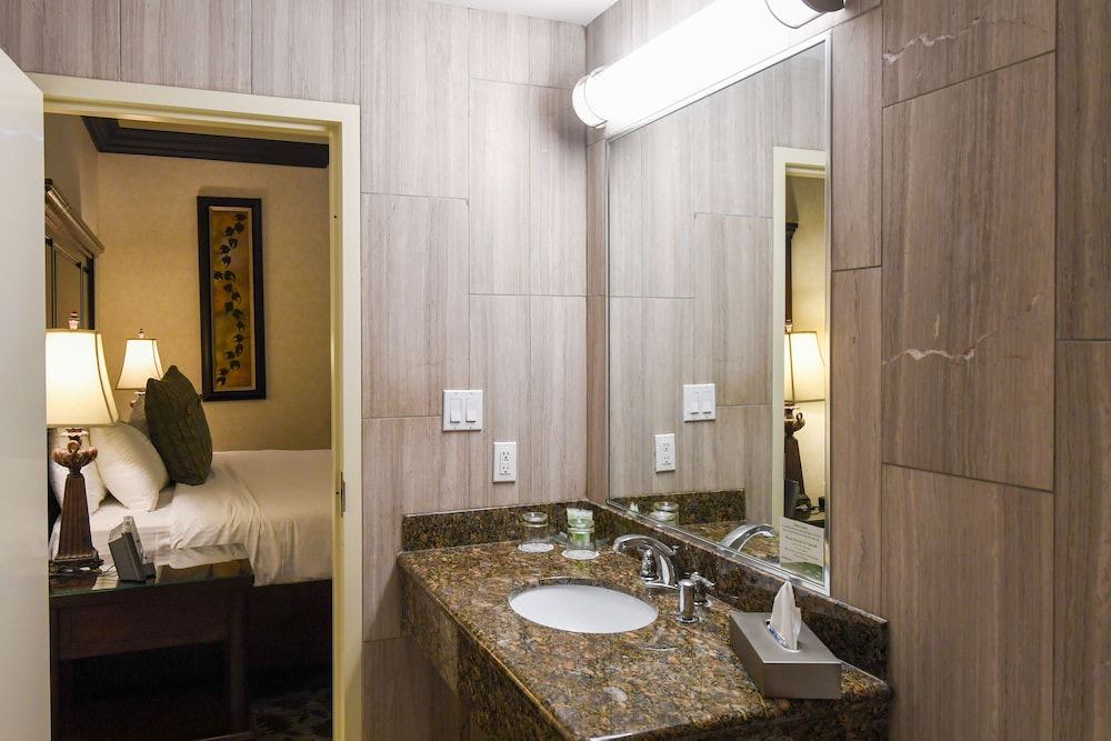 Photo of Bathroom in Merritton