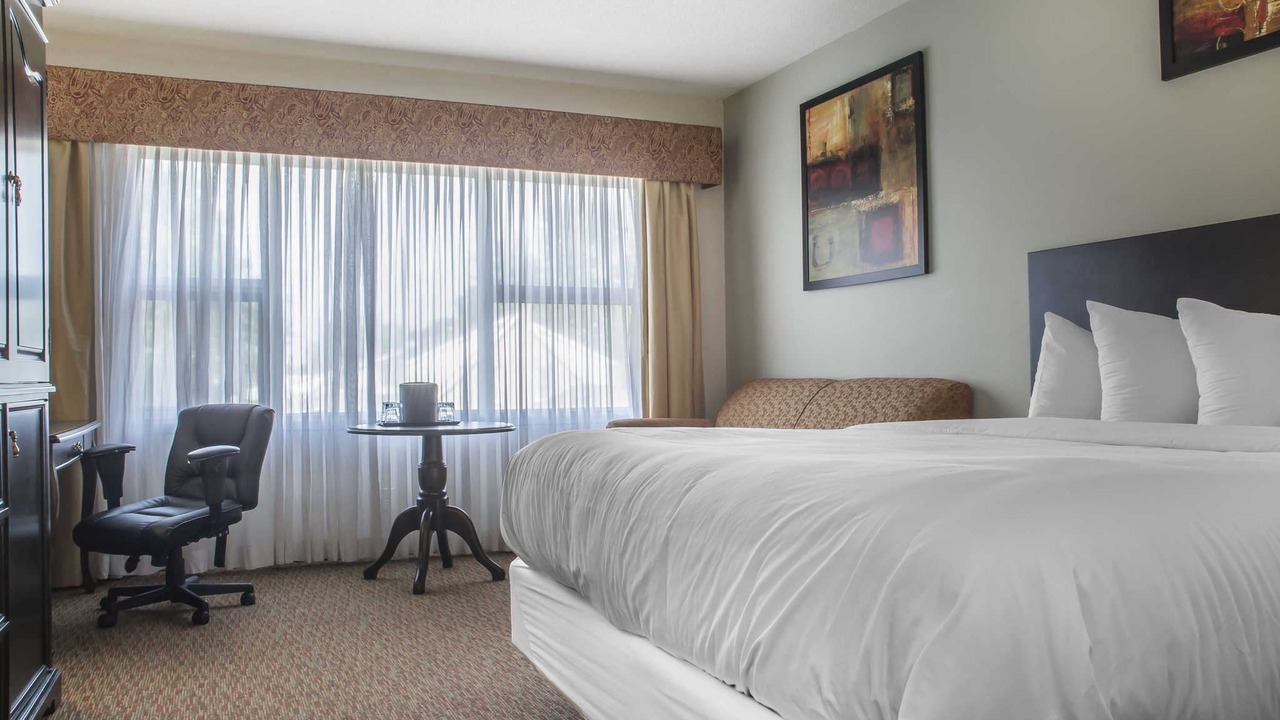 Photo of Bedroom in Point Edward