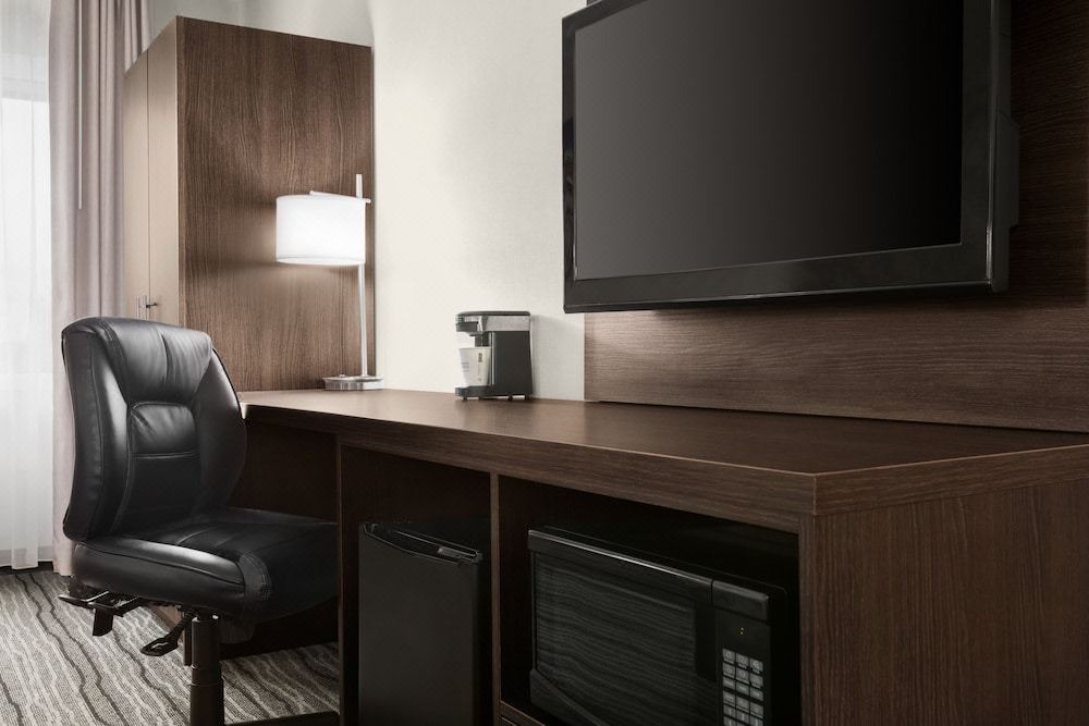 Photo of Livingroom in Rideau Heights