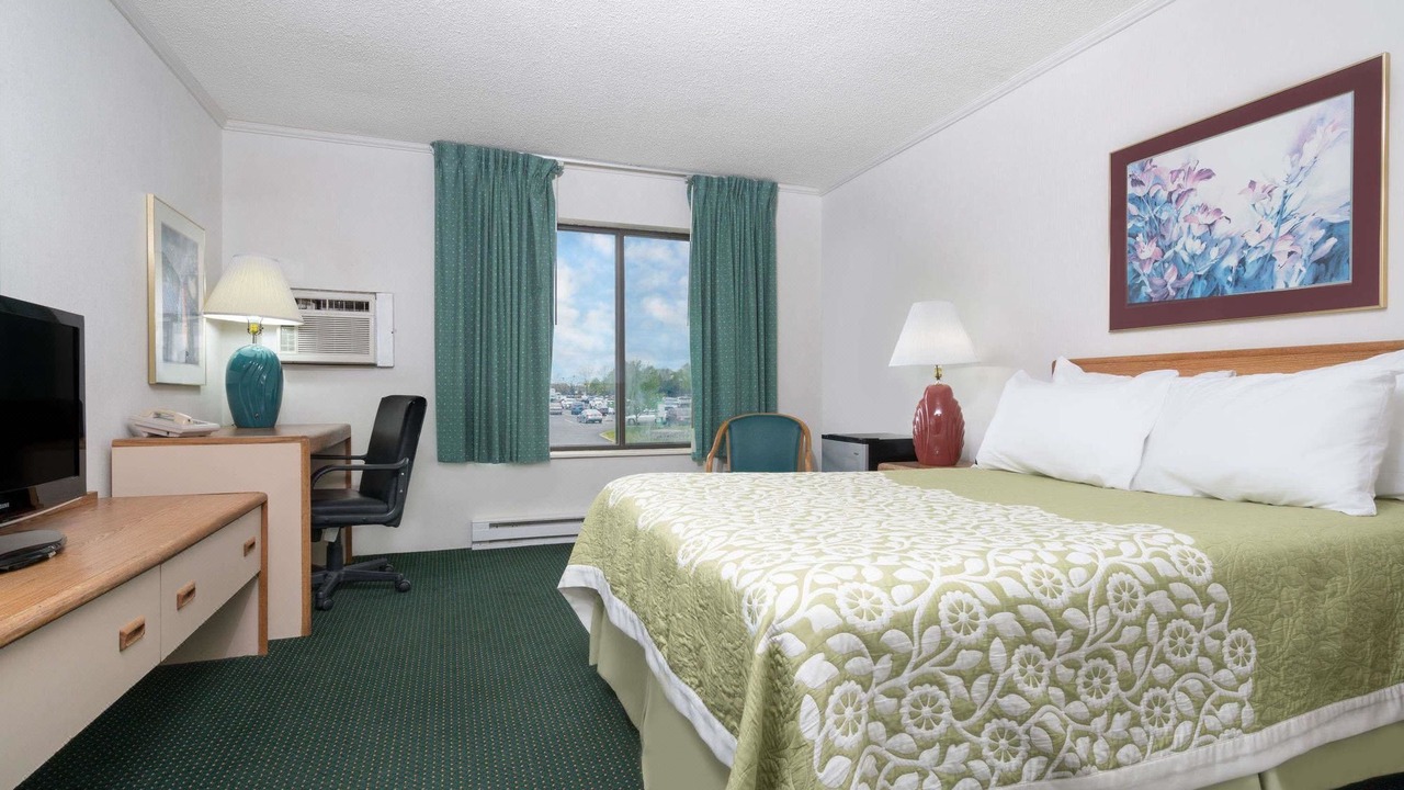 Photo of Bedroom in St. Cloud