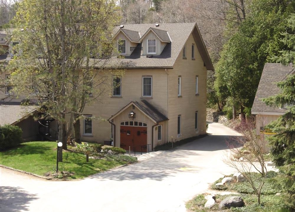 Photo of Buildings in Ashfield-Colborne-Wawanosh