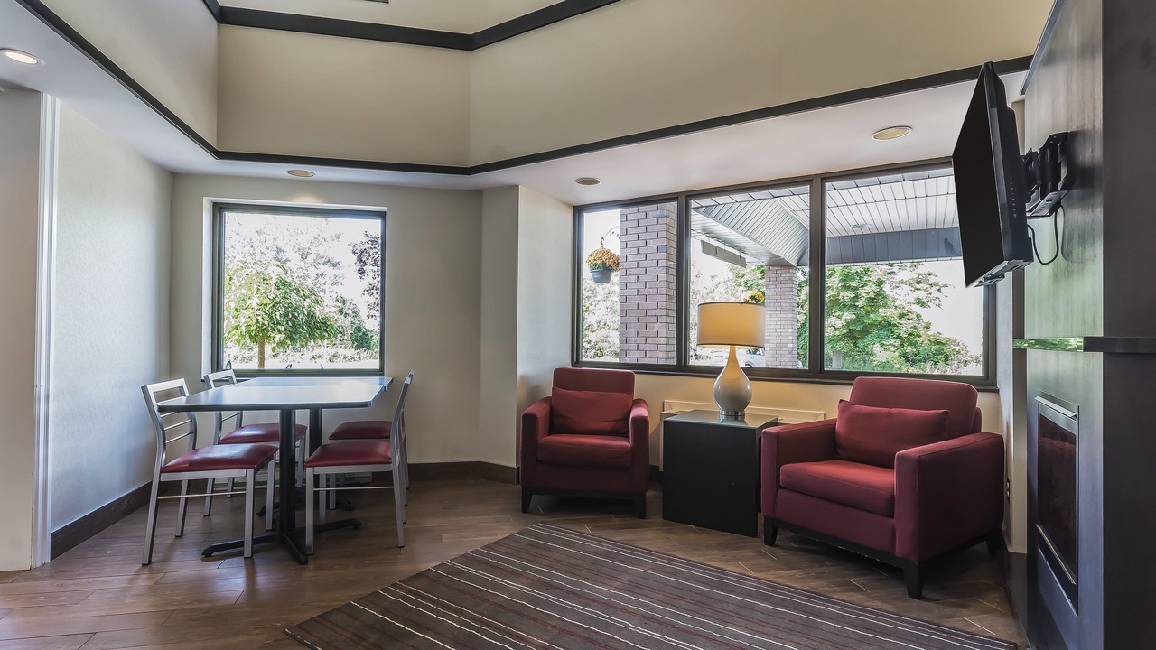 Photo of Livingroom in Cobourg