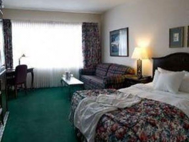 Photo of Bedroom in Point Edward