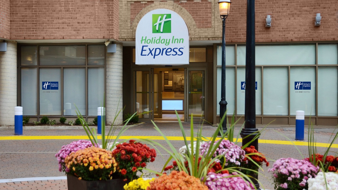 Photo of Buildings in St. Lawrence