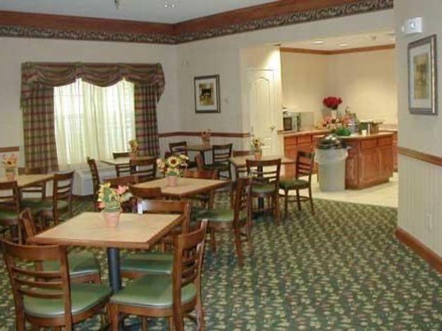 Photo of Livingroom in Albertville
