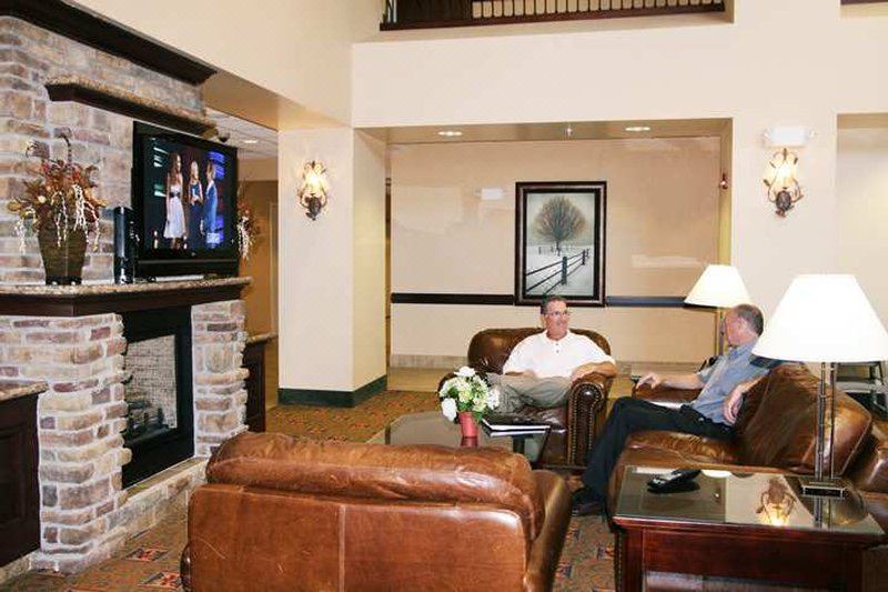 Photo of Livingroom in Rogers