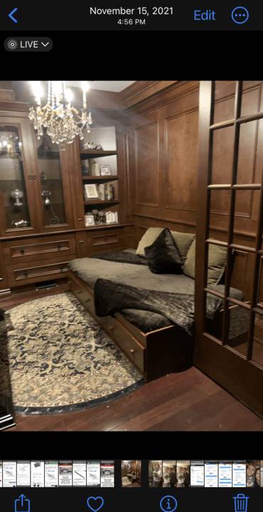 Photo of Livingroom in Clarkson-Lorne Park