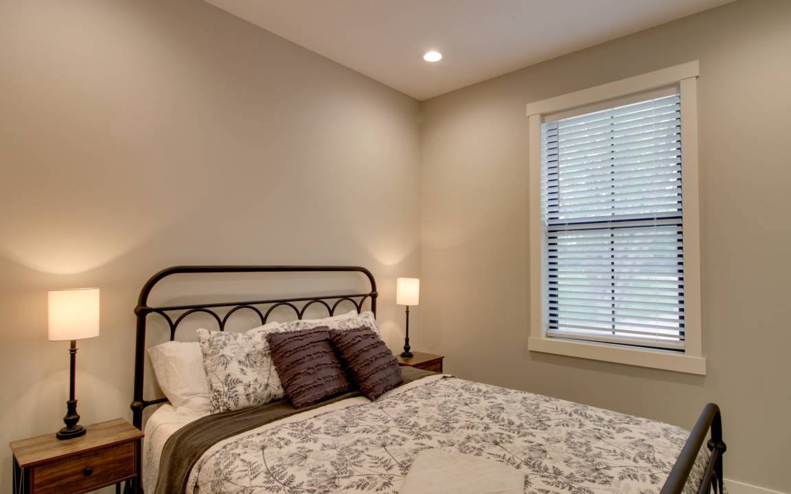Photo of Bedroom in Alexandria