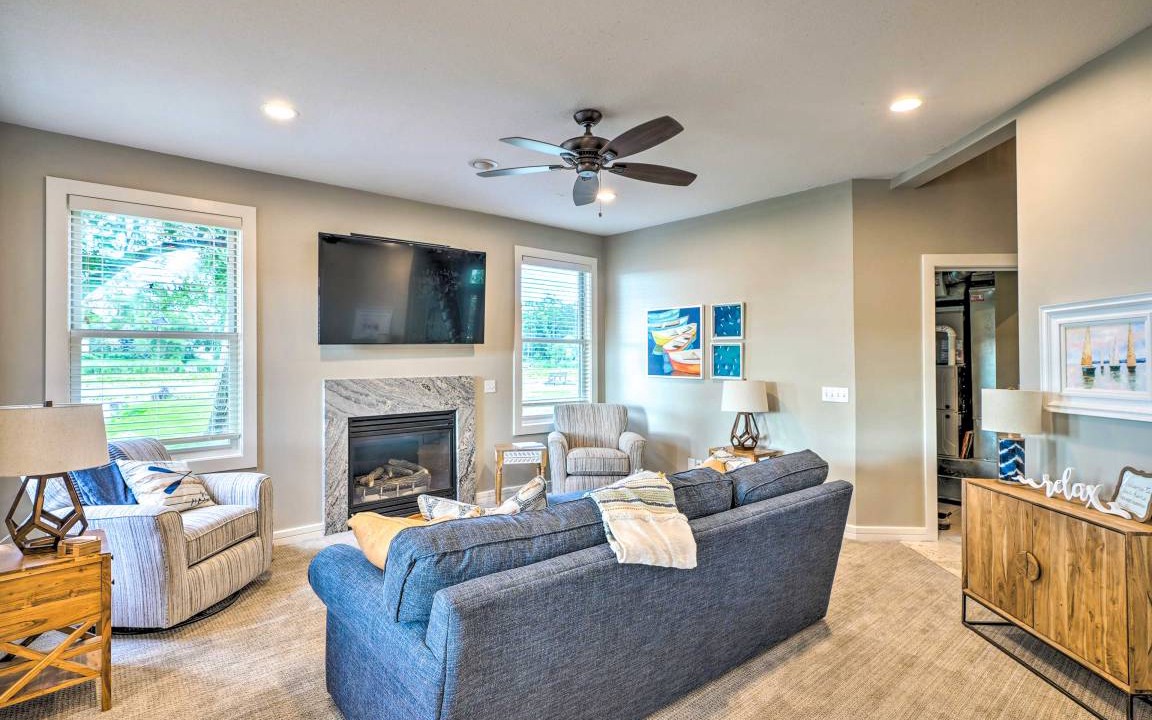 Photo of Livingroom in Mound