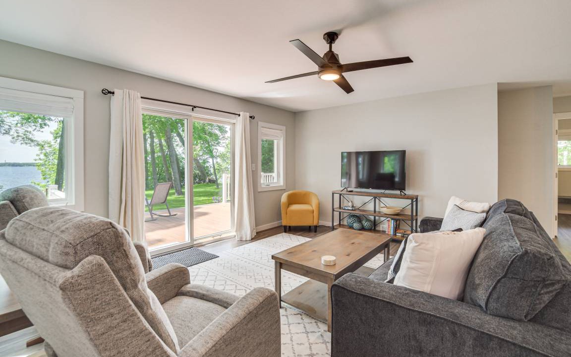 Photo of Livingroom in Detroit Lakes
