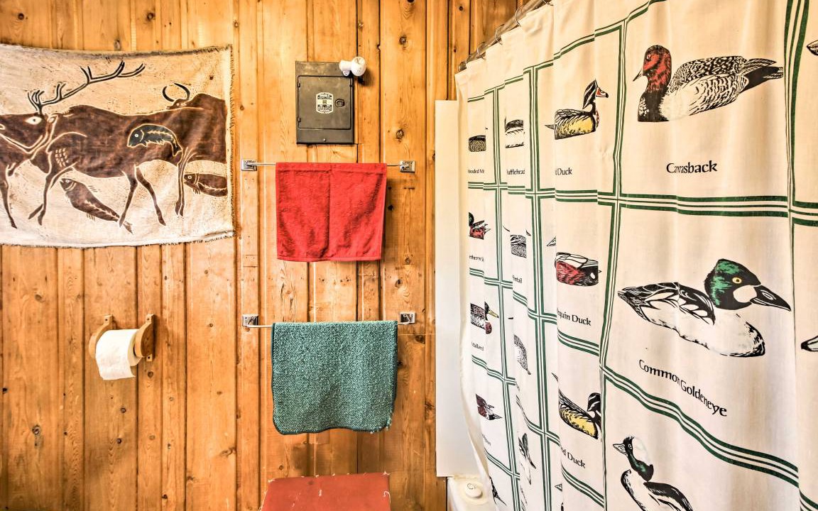 Photo of Bathroom in International Falls