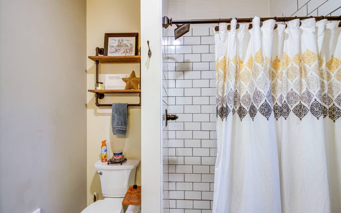 Photo of Bathroom in South Harbor