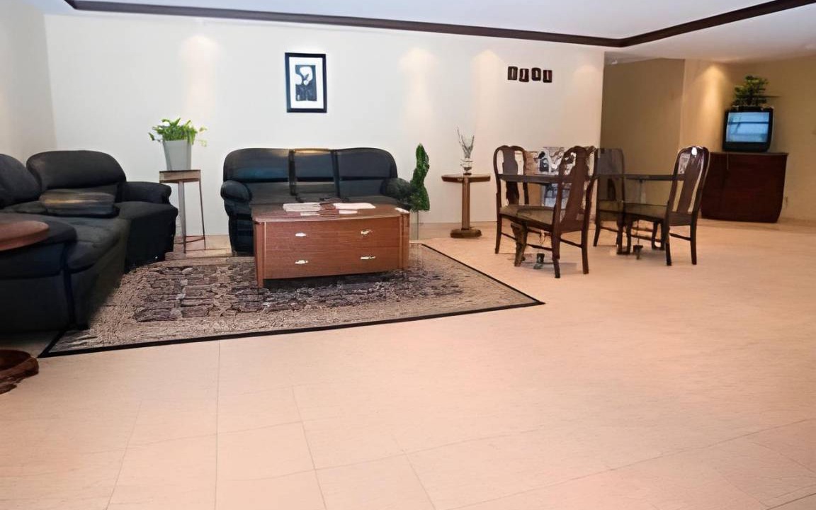 Photo of Livingroom in Chatham-Kent
