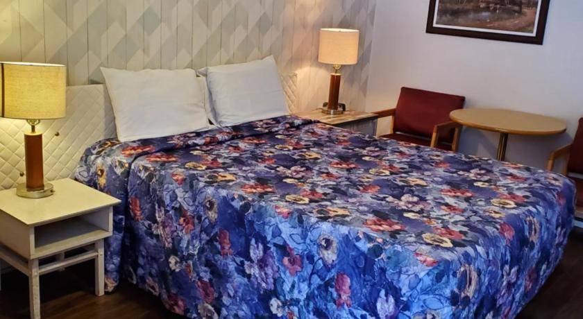 Photo of Bedroom in Nipigon