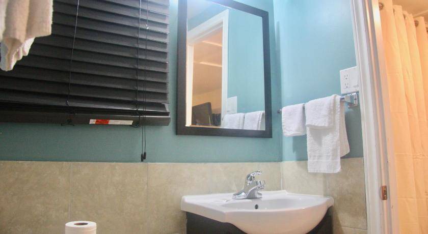 Photo of Bathroom in Argyle