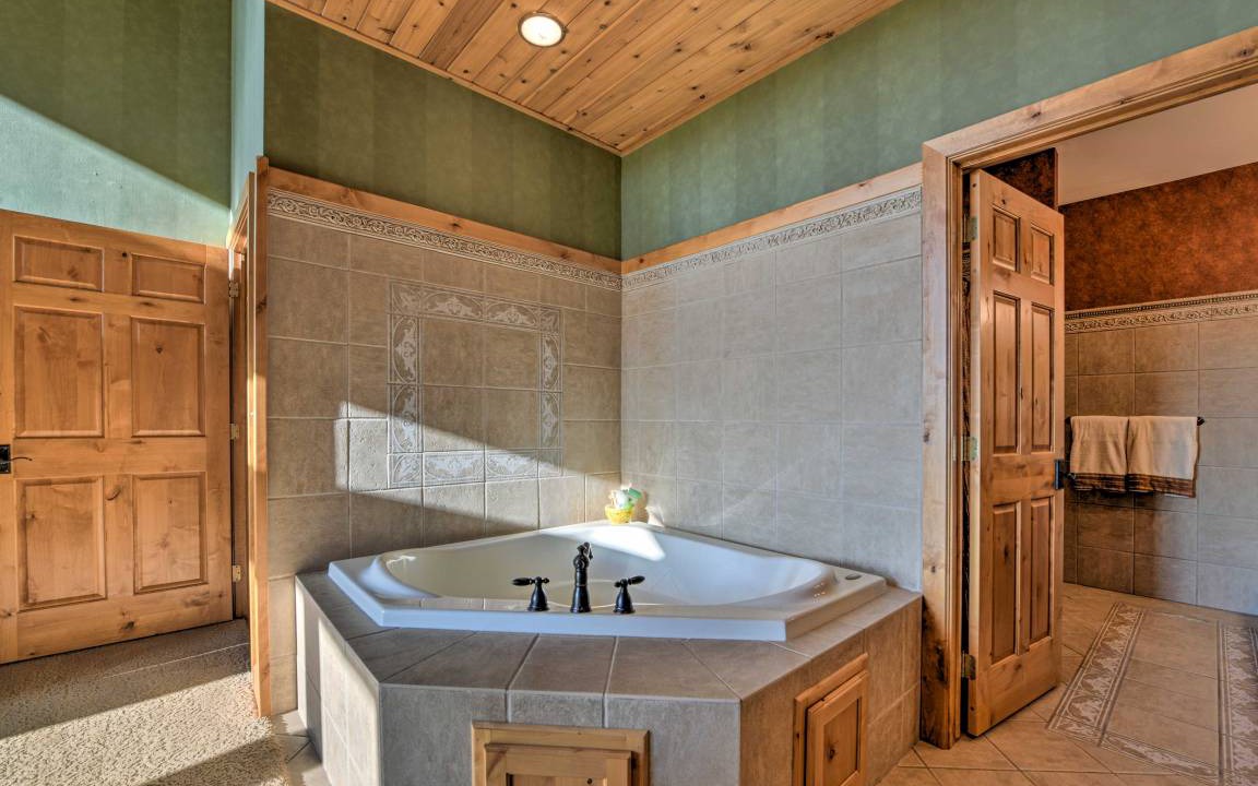 Photo of Bathroom in Two Harbors