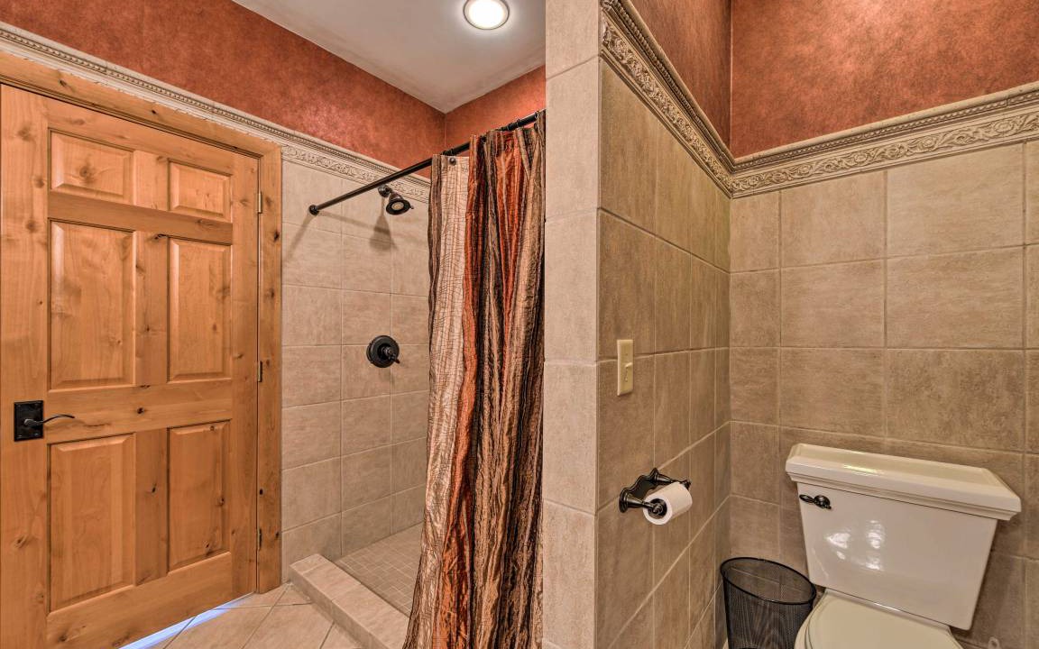 Photo of Bathroom in Two Harbors
