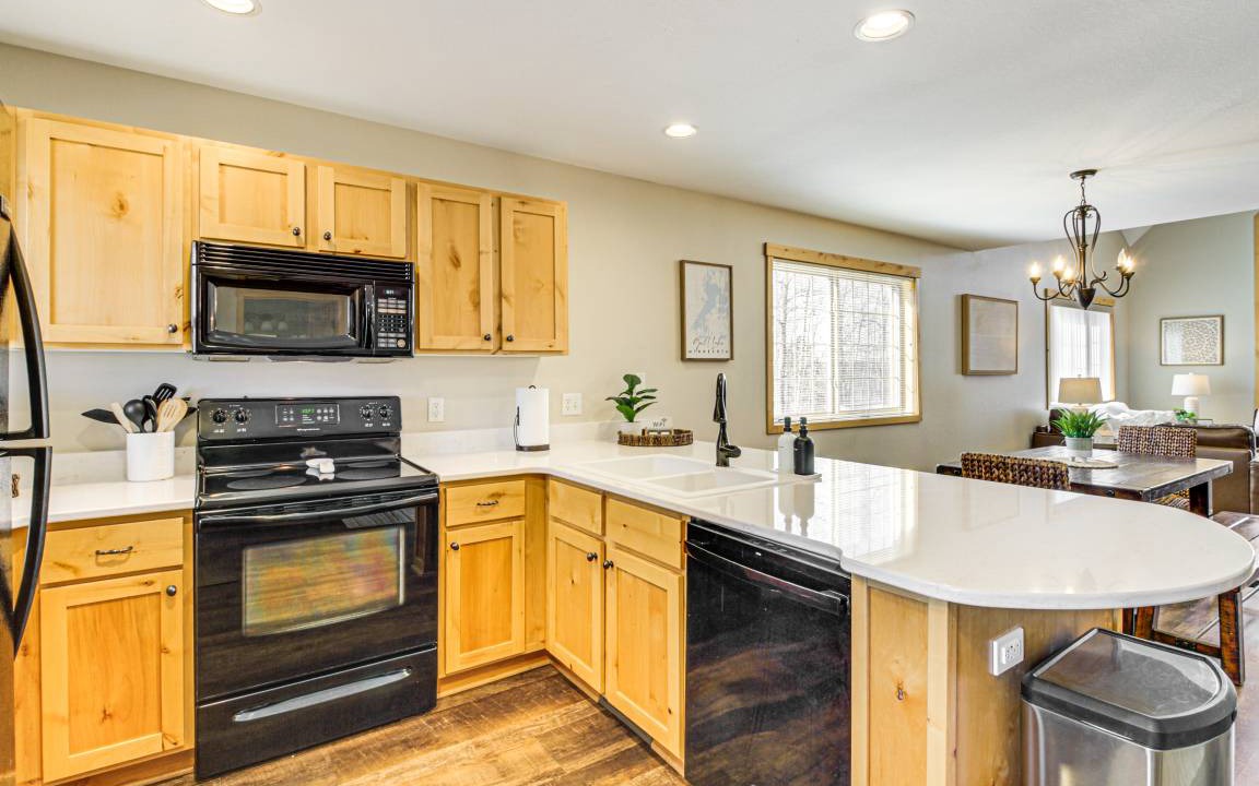Photo of Kitchen in Lake Shore