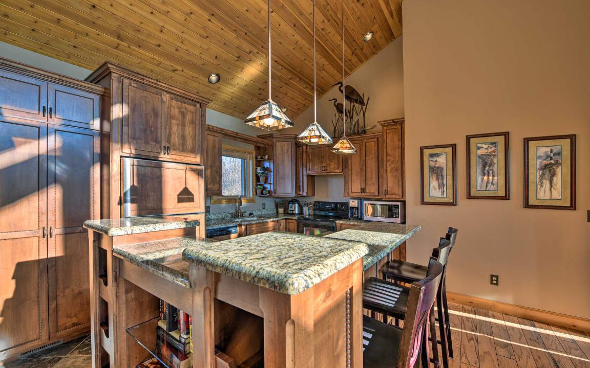 Photo of Kitchen in Two Harbors