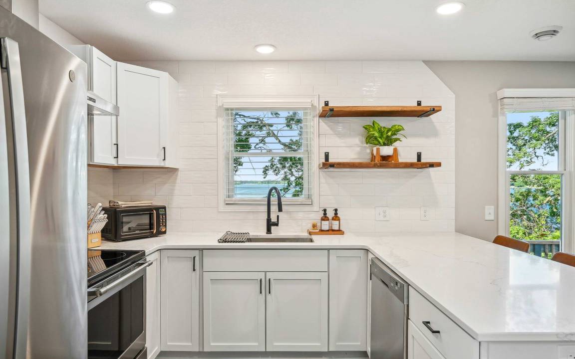 Photo of Kitchen in Maple Lake