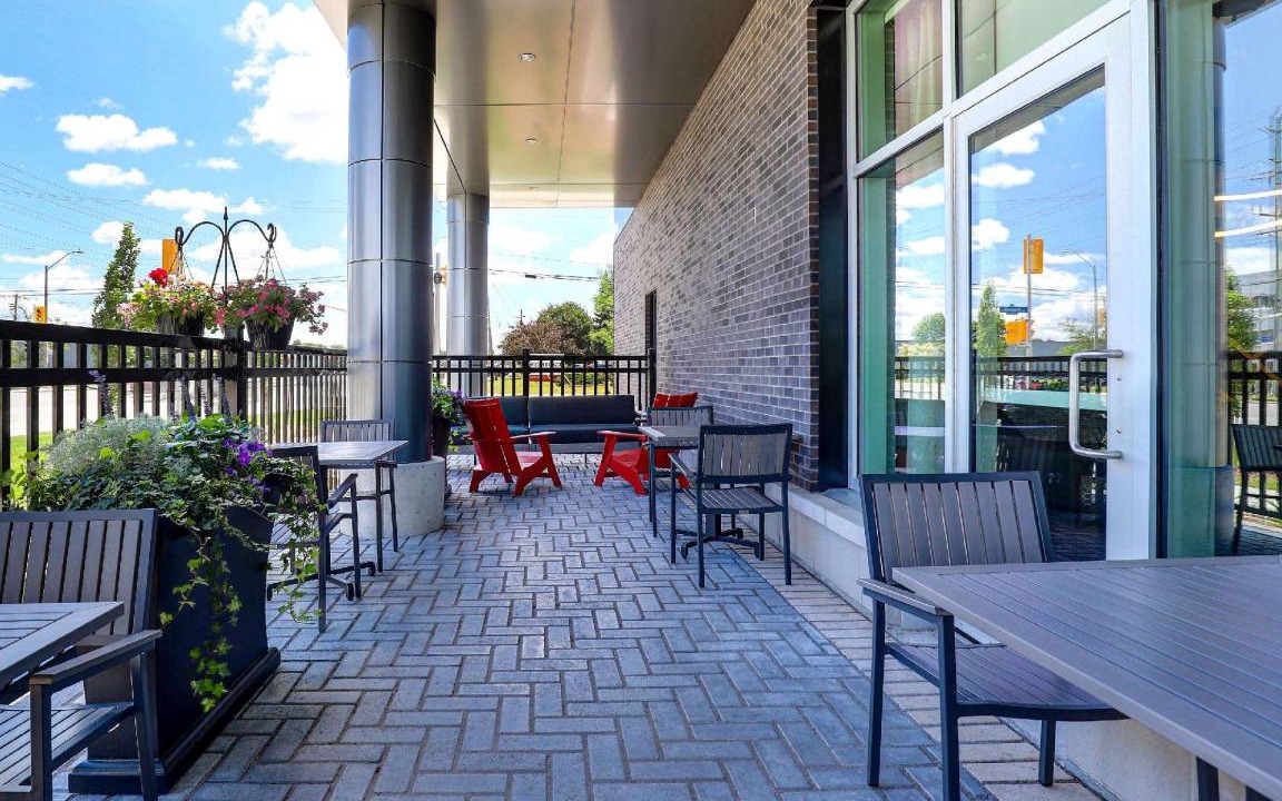 Photo of Patio Balcony in Ottawa Division