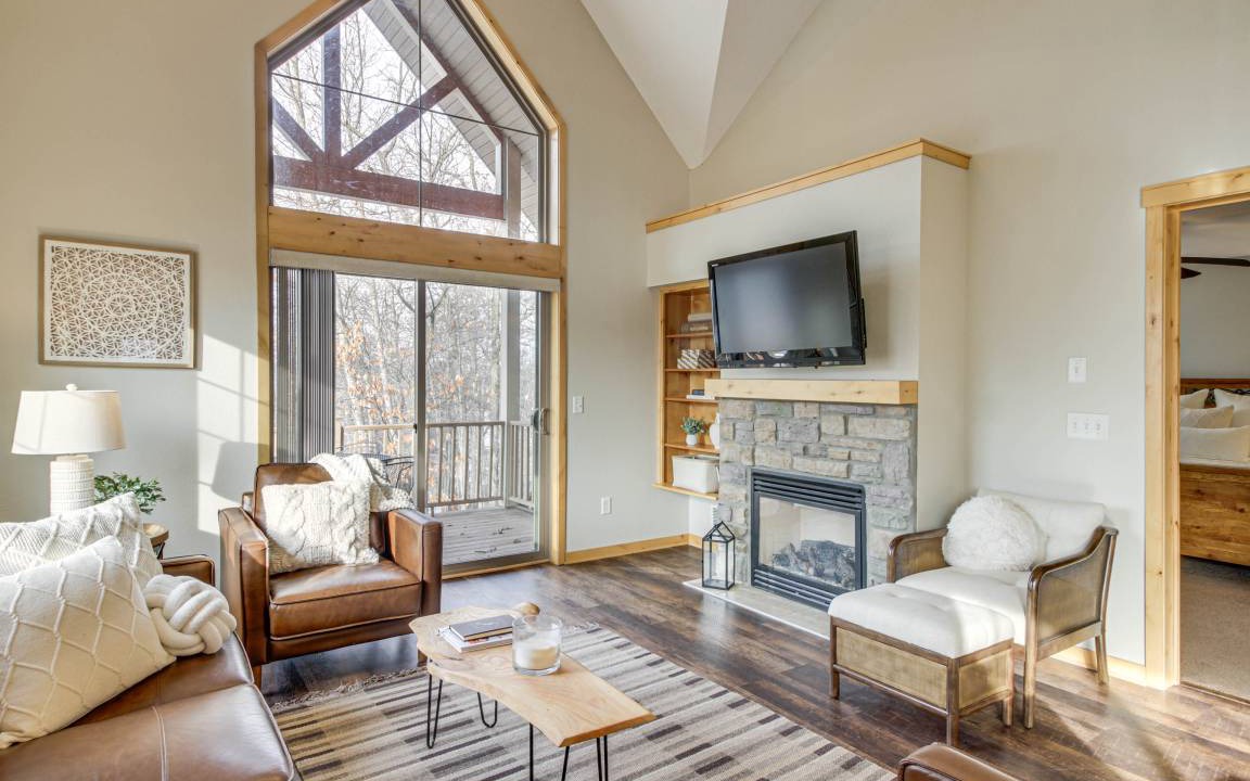 Photo of Livingroom in Lake Shore