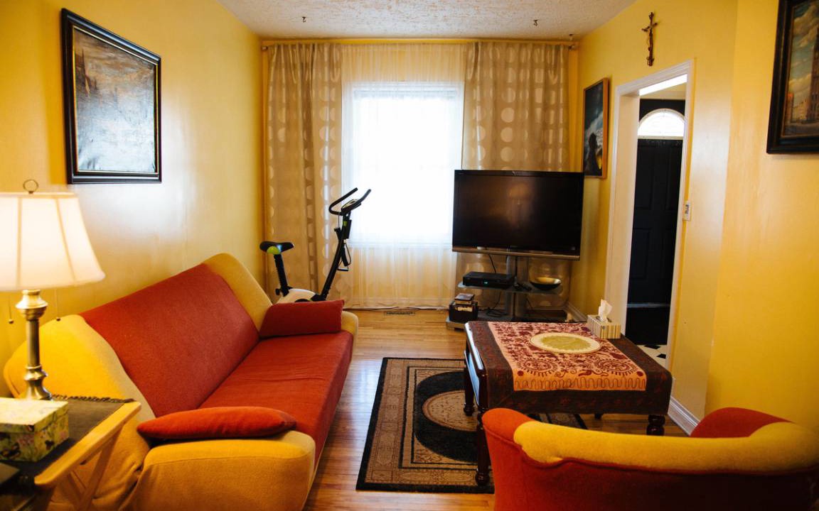 Photo of Livingroom in Swansea
