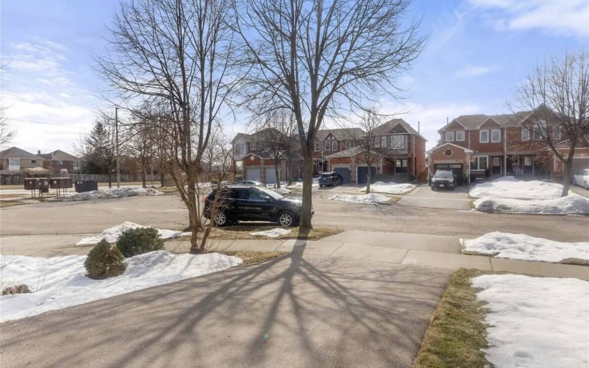 Photo of Others in Pickering