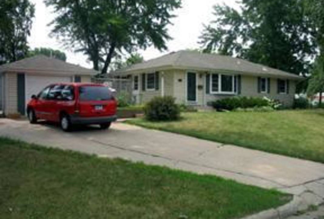 Photo of Others in West Bloomington