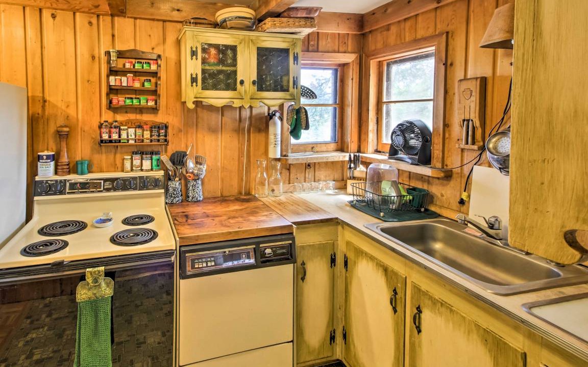 Photo of Kitchen in International Falls