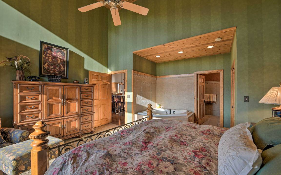 Photo of Bedroom in Two Harbors