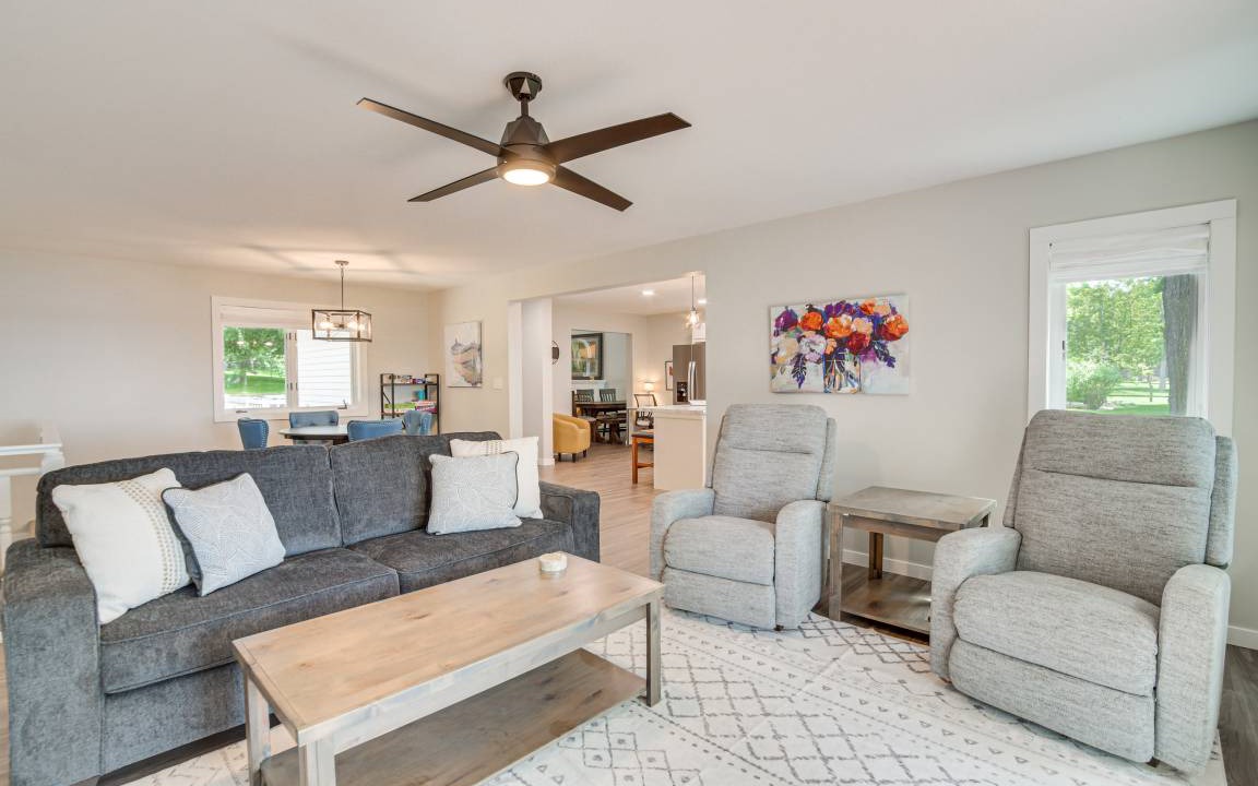 Photo of Livingroom in Detroit Lakes