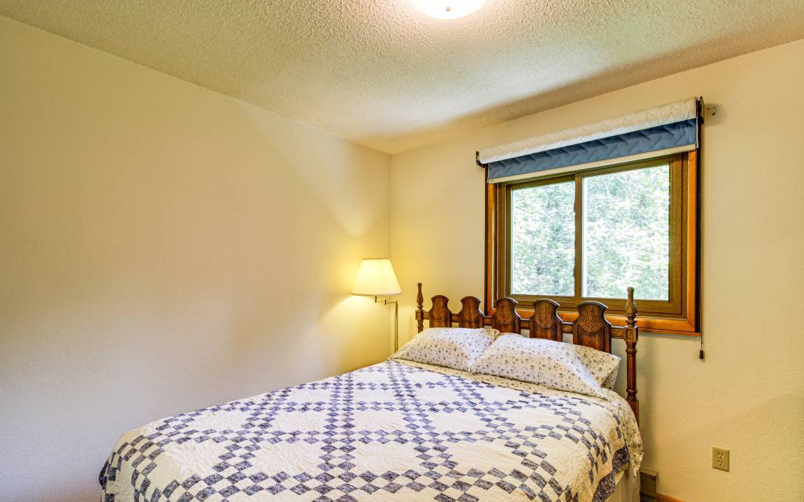 Photo of Bedroom in Duluth