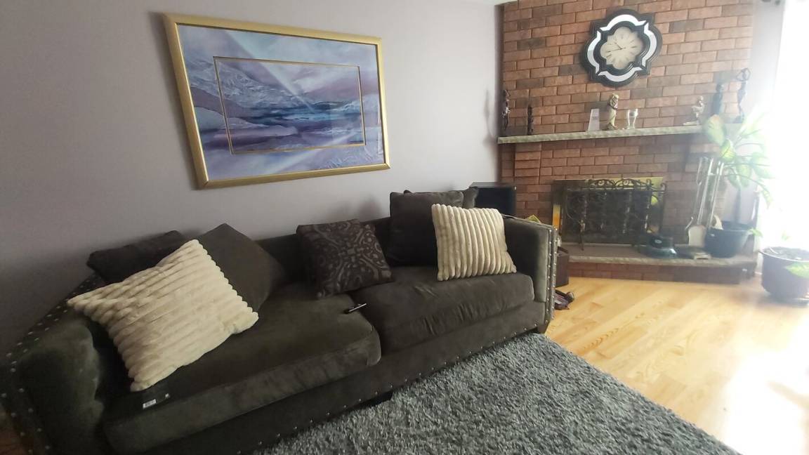 Photo of Livingroom in Central Erin Mills