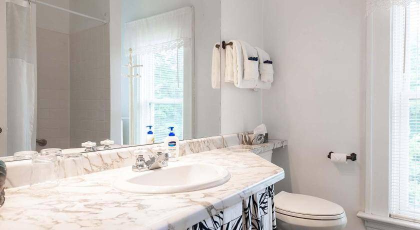 Photo of Bathroom in Stratford