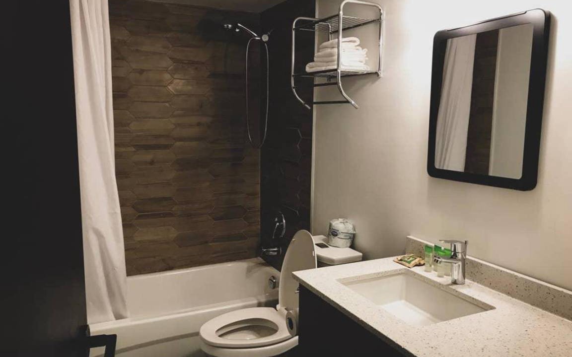 Photo of Bathroom in Garden District