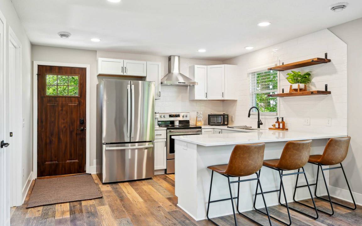 Photo of Kitchen in Maple Lake