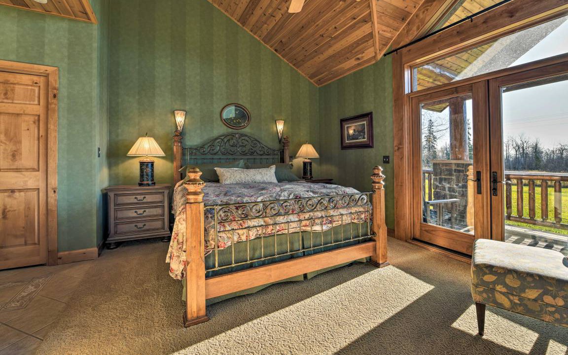 Photo of Bedroom in Two Harbors