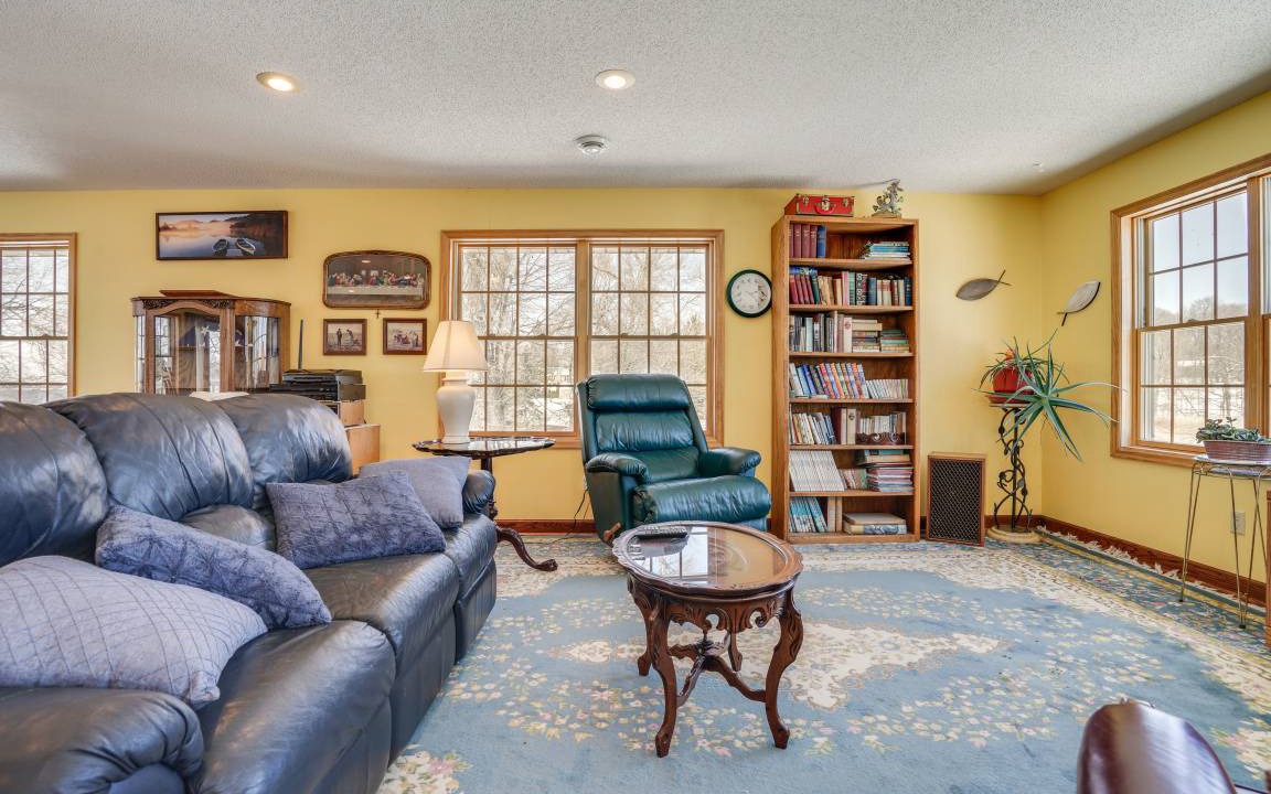 Photo of Livingroom in Forest Lake
