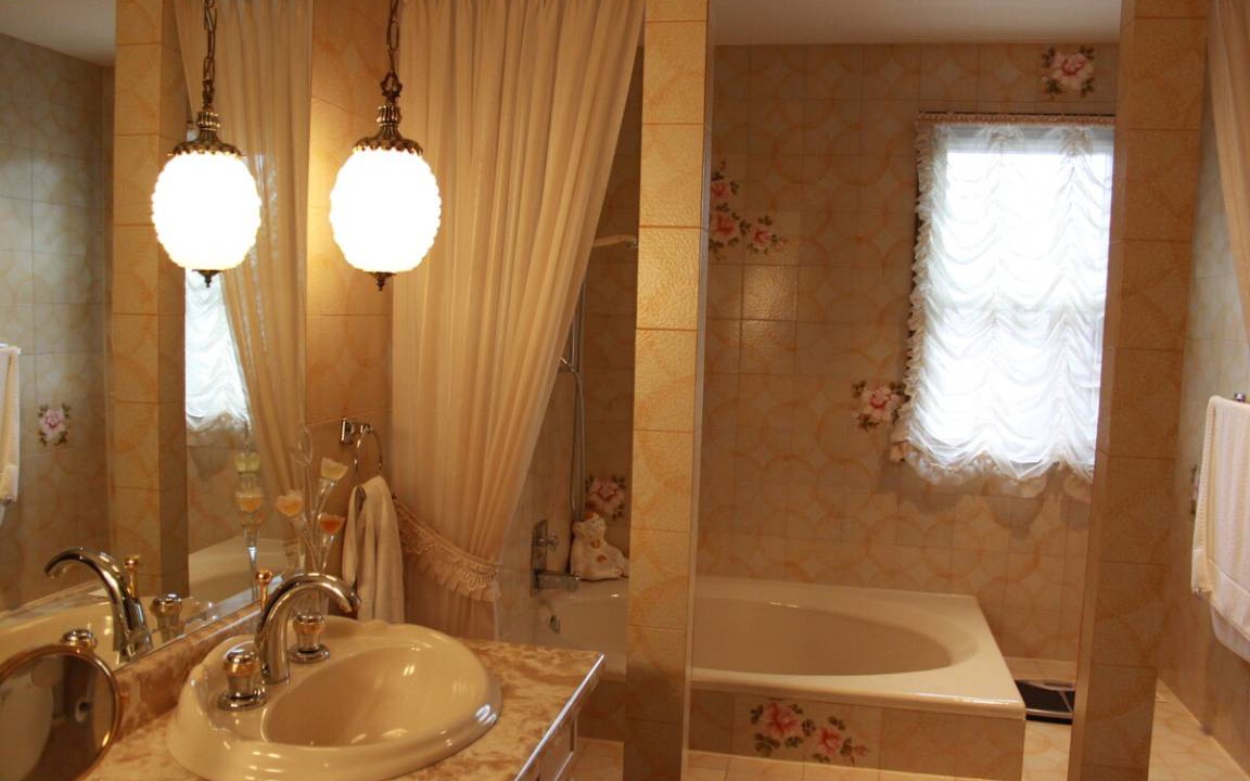 Photo of Bathroom in Humber Summit