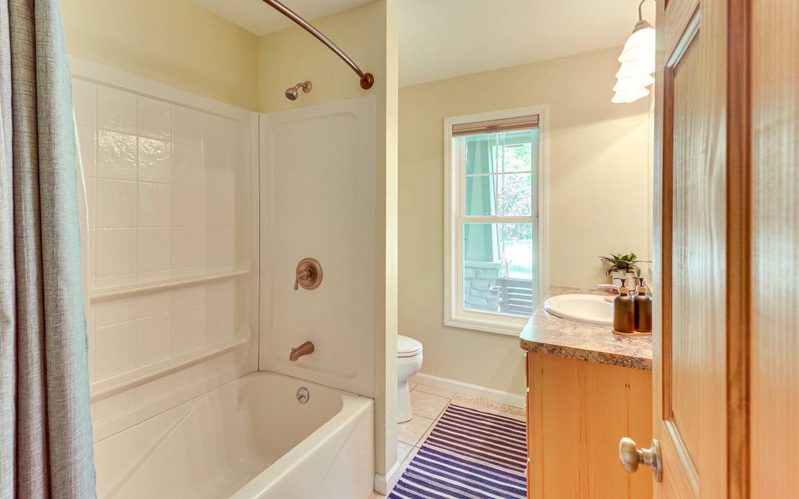 Photo of Bathroom in Alexandria