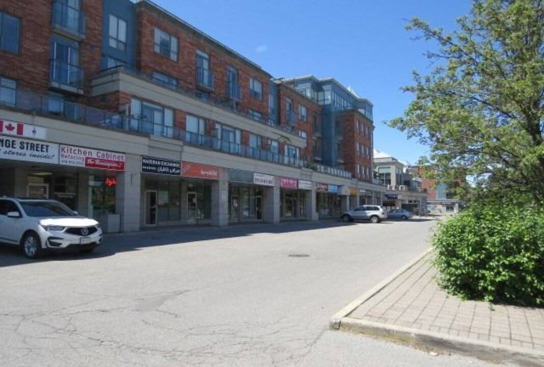 Photo of Others in Thornhill