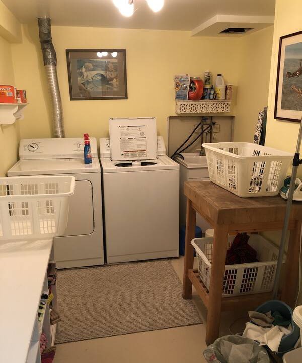 Photo of Livingroom in Ottawa Division