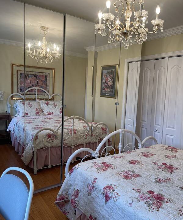 Photo of Bedroom in Clarkson-Lorne Park