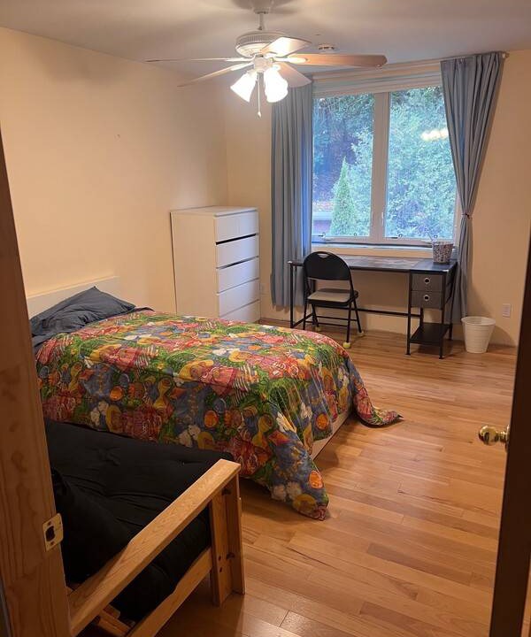 Photo of Livingroom in Upper Beaches